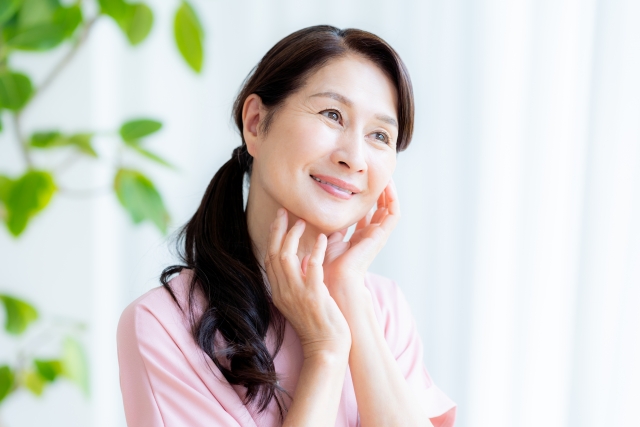 肌のたるみは骨が原因!? 骨密度アップが若々しさ、･･･