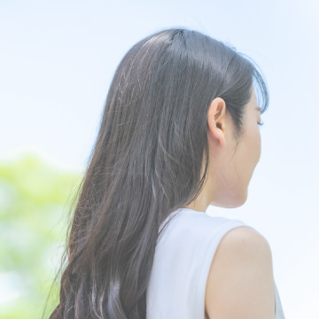 発毛・育毛を促し、抜け毛、痒み、ふけを防ぎます